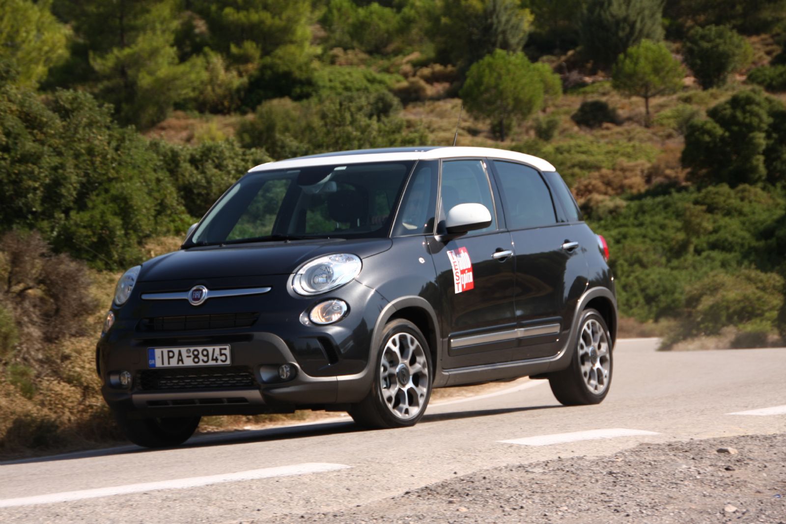 Το Fiat 500L Trekking 1,6 MJet κινείται με 124 χλμ/ώρα και 6 λτ./100 χλμ.

